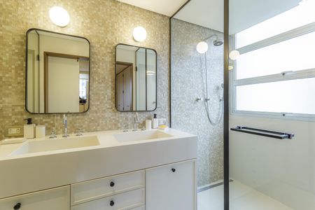 Apartamento à venda com 163m², 3 quartos e 1 vagaBanheiro da Suíte