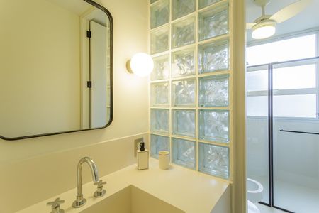 Apartamento à venda com 163m², 3 quartos e 1 vagaBanheiro Social