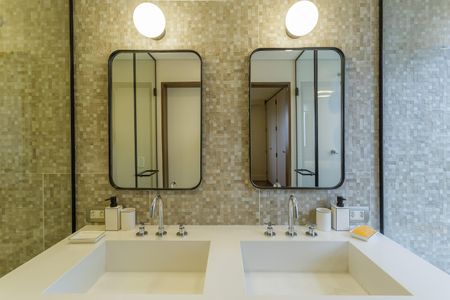 Apartamento à venda com 163m², 3 quartos e 1 vagaBanheiro da Suíte