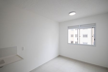 Apartamento para alugar com 32m², 2 quartos e sem vaga Apartamento para alugar com 32m², 2 quartos e sem vagaSala/Cozinha