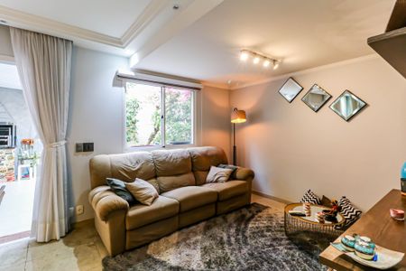 Sala de casa de condomínio à venda com 3 quartos, 180m² em Rio Pequeno, São Paulo