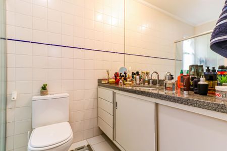 Casa de condomínio à venda com 180m², 3 quartos e 2 vagas Casa de condomínio à venda com 180m², 3 quartos e 2 vagasSuite - Banheiro