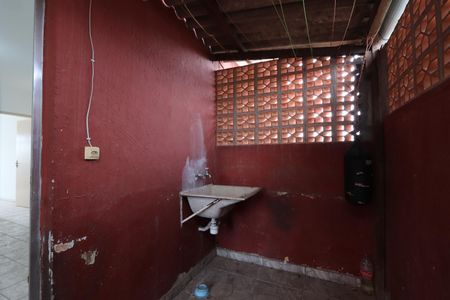 Casa para alugar com 60m², 2 quartos e sem vagaÁrea de Serviço