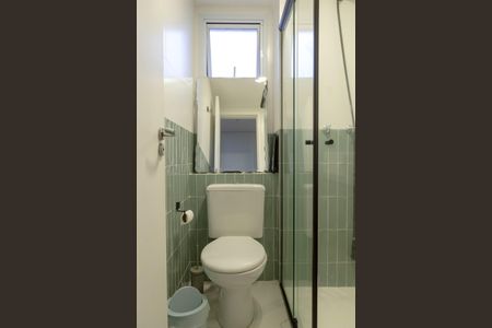 Banheiro da Suíte de apartamento à venda com 2 quartos, 64m² em Vila Rosalia, Guarulhos