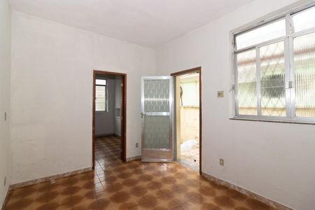 Sala de casa para alugar com 1 quarto, 70m² em Bento Ribeiro, Rio de Janeiro