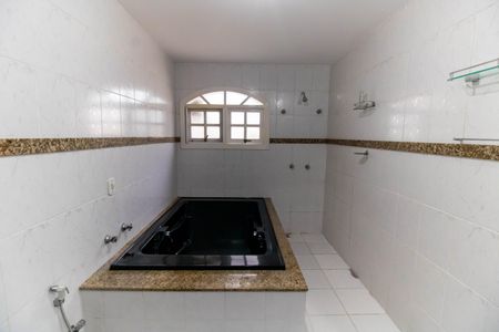 Casa à venda com 247m², 3 quartos e 5 vagasBanheiro da Suíte 3
