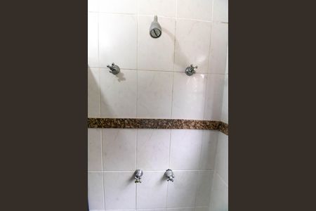 Casa à venda com 247m², 3 quartos e 5 vagasBanheiro da Suíte 1