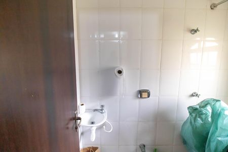 Casa à venda com 247m², 3 quartos e 5 vagasBanheiro de serviço