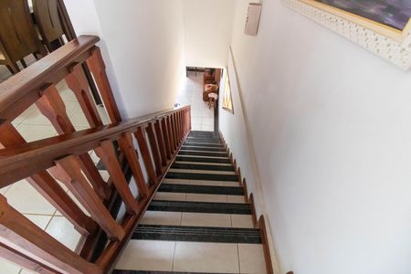 Escada de casa à venda com 3 quartos, 247m² em Piratininga, Niterói