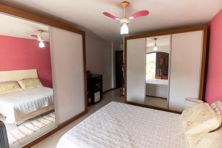 Casa à venda com 247m², 3 quartos e 5 vagasSuíte 2