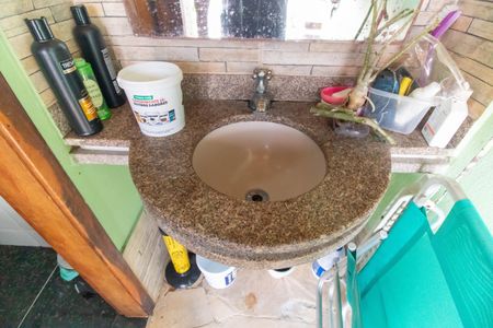 Casa à venda com 247m², 3 quartos e 5 vagasBanheiro Externo