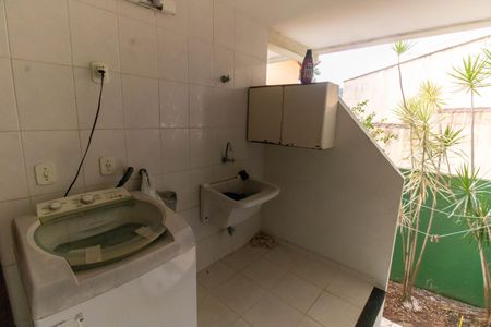 Casa à venda com 247m², 3 quartos e 5 vagasÁrea de Serviço