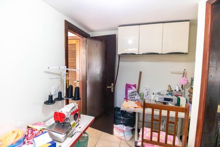 Casa à venda com 247m², 3 quartos e 5 vagasQuarto de Serviço