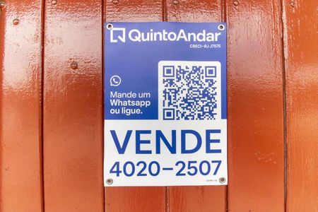 Casa à venda com 247m², 3 quartos e 5 vagasPlaquinha