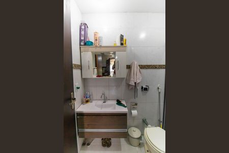 Casa à venda com 247m², 3 quartos e 5 vagasBanheiro da Suíte 1