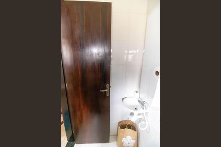 Casa à venda com 247m², 3 quartos e 5 vagasBanheiro de serviço