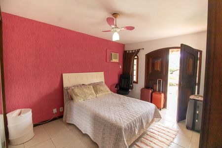 Casa à venda com 247m², 3 quartos e 5 vagasSuíte 2