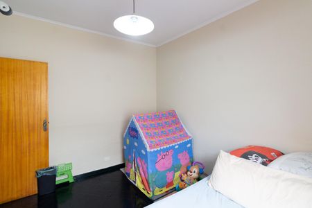 Casa à venda com 162m², 3 quartos e 4 vagasQuarto 2