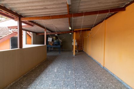 Casa à venda com 162m², 3 quartos e 4 vagasTerraço