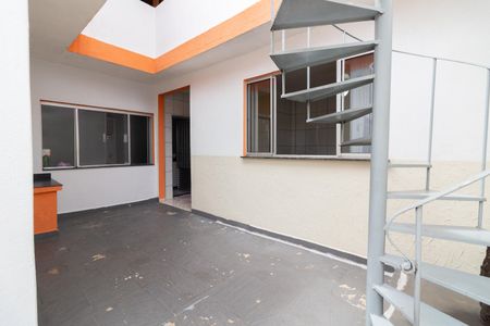 Casa à venda com 162m², 3 quartos e 4 vagasÁrea de Serviço