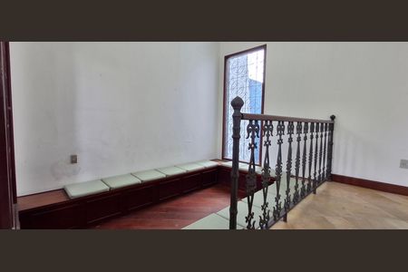 Sala 1 de casa para alugar com 5 quartos, 300m² em Jardim Atlântico, Florianópolis