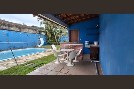 Casa para alugar com 300m², 5 quartos e 3 vagas Casa para alugar com 300m², 5 quartos e 3 vagasPiscina