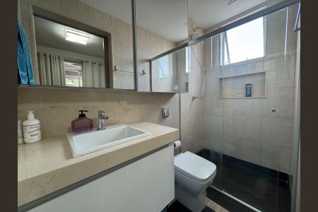 Apartamento à venda com 97m², 3 quartos e 2 vagasBanheiro da Suíte