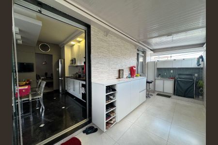 Apartamento à venda com 97m², 3 quartos e 2 vagasÁrea de Serviço