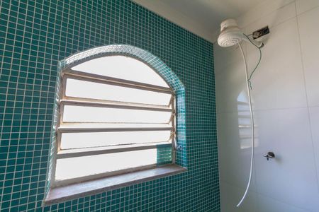 Casa à venda com 251m², 4 quartos e 3 vagas Casa à venda com 251m², 4 quartos e 3 vagasBanheiro 1