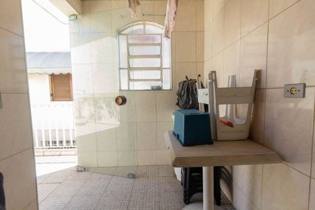 Casa à venda com 251m², 4 quartos e 3 vagas Casa à venda com 251m², 4 quartos e 3 vagasÁrea de Serviço