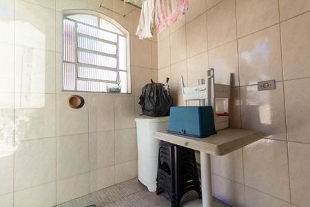Casa à venda com 251m², 4 quartos e 3 vagas Casa à venda com 251m², 4 quartos e 3 vagasÁrea de Serviço