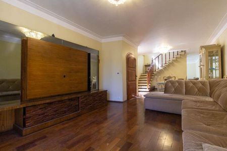 Casa à venda com 251m², 4 quartos e 3 vagas Casa à venda com 251m², 4 quartos e 3 vagasSala