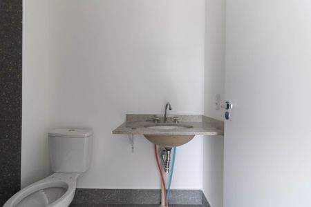 Apartamento à venda com 71m², 2 quartos e 1 vaga Apartamento à venda com 71m², 2 quartos e 1 vagaBanheiro da Suíte