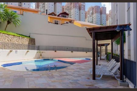 Apartamento à venda com 49m², 2 quartos e 1 vaga Apartamento à venda com 49m², 2 quartos e 1 vagaÁrea comum - Piscina