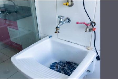 Apartamento à venda com 49m², 2 quartos e 1 vaga Apartamento à venda com 49m², 2 quartos e 1 vagaÁrea de Serviço