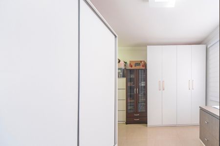 Casa à venda com 172m², 3 quartos e 2 vagas Casa à venda com 172m², 3 quartos e 2 vagasQuarto 1