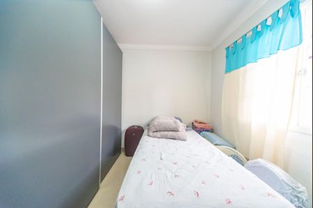 Casa à venda com 172m², 3 quartos e 2 vagas Casa à venda com 172m², 3 quartos e 2 vagasQuarto 2