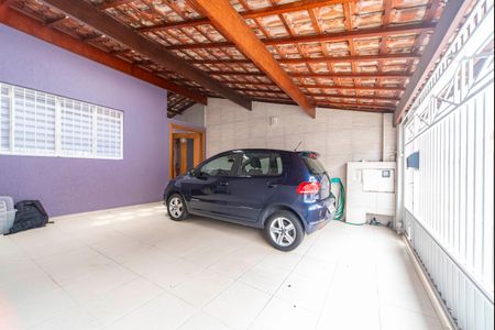 Casa à venda com 172m², 3 quartos e 2 vagas Casa à venda com 172m², 3 quartos e 2 vagasGaragem