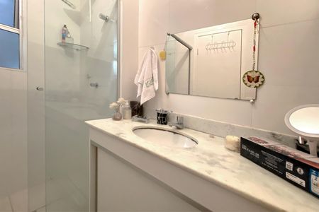 Apartamento à venda com 86m², 3 quartos e 1 vagaBanheiro da Suíte