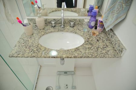 Apartamento à venda com 80m², 3 quartos e 2 vagasBanheiro da Suíte 