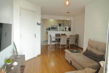 Apartamento à venda com 80m², 3 quartos e 2 vagasSala