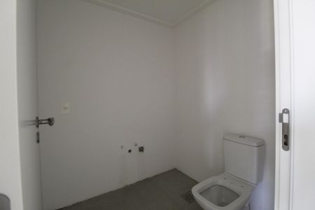 Apartamento à venda com 617m², 5 quartos e 5 vagasBanheiro 2
