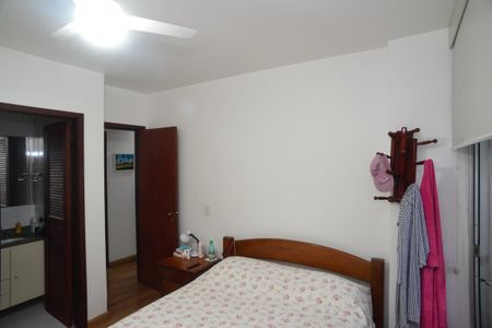 Apartamento à venda com 99m², 3 quartos e 2 vagasSuíte