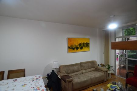 Apartamento à venda com 99m², 3 quartos e 2 vagasSala