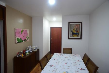 Apartamento à venda com 99m², 3 quartos e 2 vagasSala