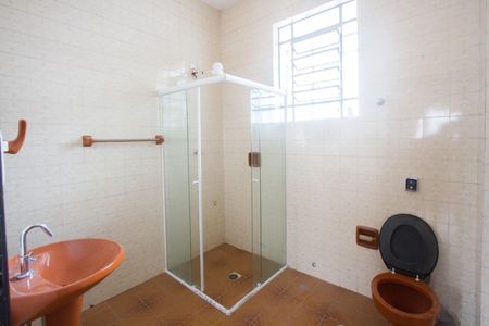 Apartamento para alugar com 75m², 2 quartos e sem vagaBanheiro