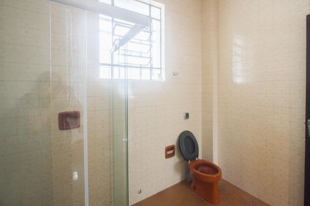 Apartamento para alugar com 75m², 2 quartos e sem vagaBanheiro