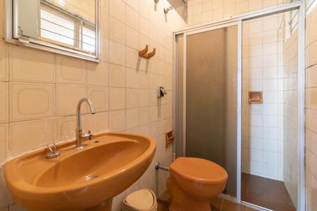 Casa à venda com 250m², 5 quartos e 1 vagaBanheiro de Serviço