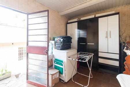 Casa à venda com 250m², 5 quartos e 1 vagaÁrea de Serviço