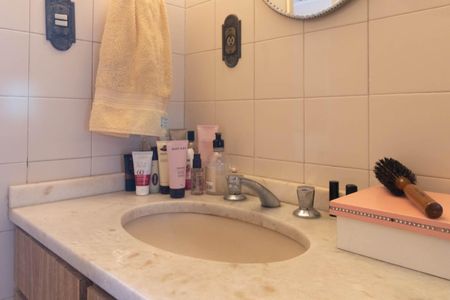 Casa à venda com 250m², 5 quartos e 1 vagaBanheiro da Suíte